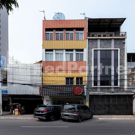 Ichiza Room Redpartner Джакарта Екстериор снимка