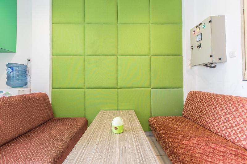 Ichiza Room Redpartner Джакарта Екстериор снимка