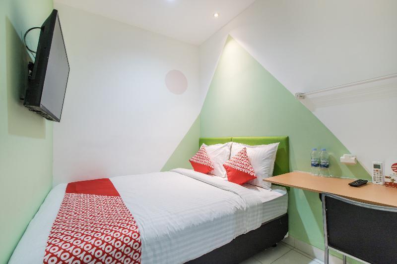 Ichiza Room Redpartner Джакарта Екстериор снимка