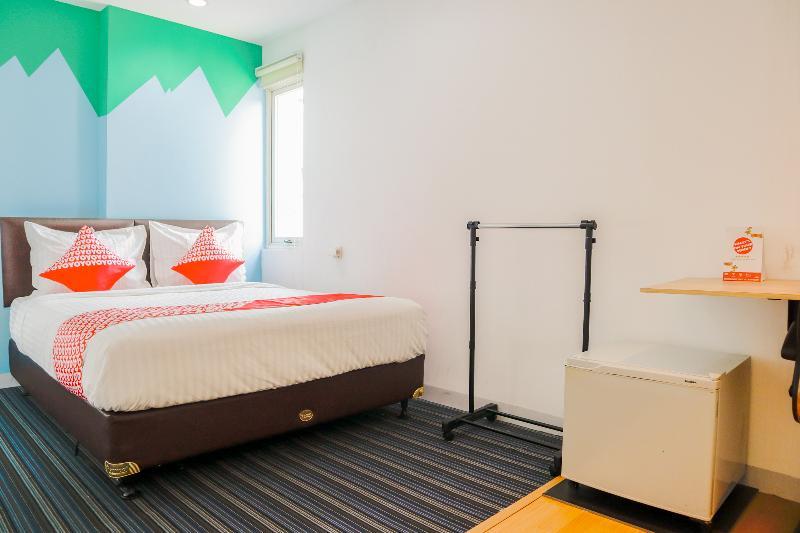 Ichiza Room Redpartner Джакарта Екстериор снимка