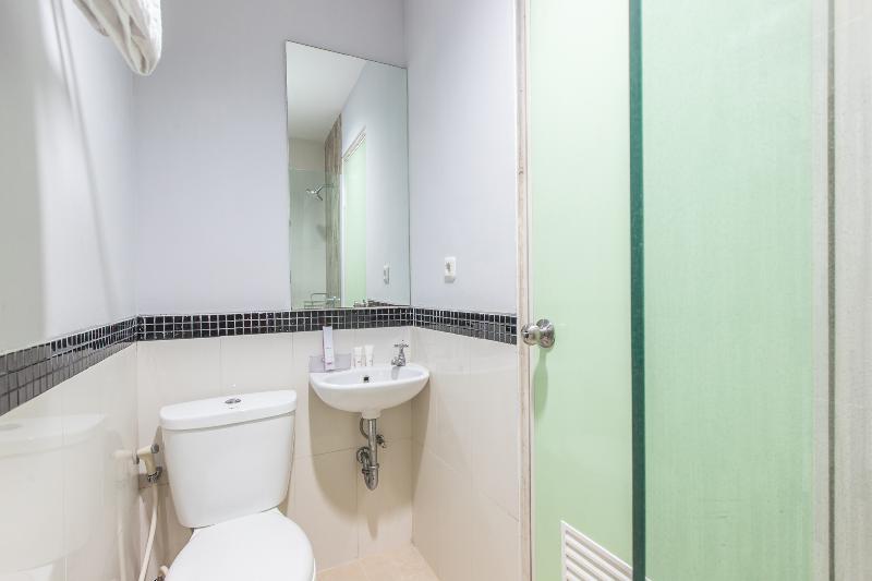 Ichiza Room Redpartner Джакарта Екстериор снимка